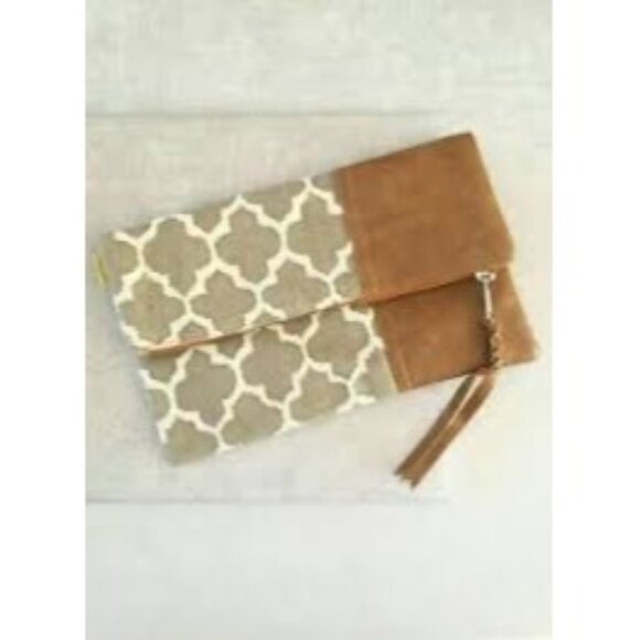 NWT JOYN Small Clutch With Zipper Closure -Handmade Himalayas - Picture 1 of 15